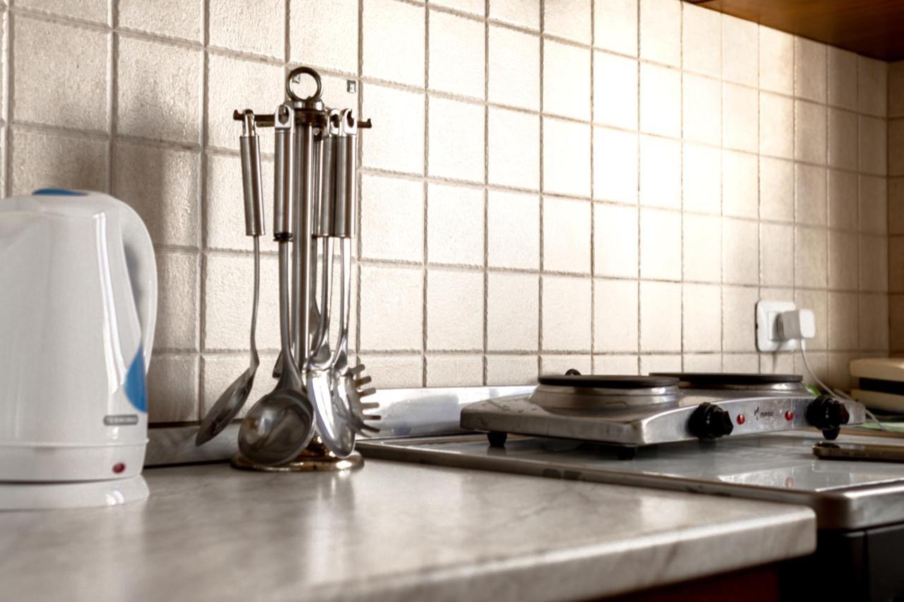 טיראנה City Center Two Private Bedrooms Near Scanderbeg Square On Shared Apartment מראה חיצוני תמונה