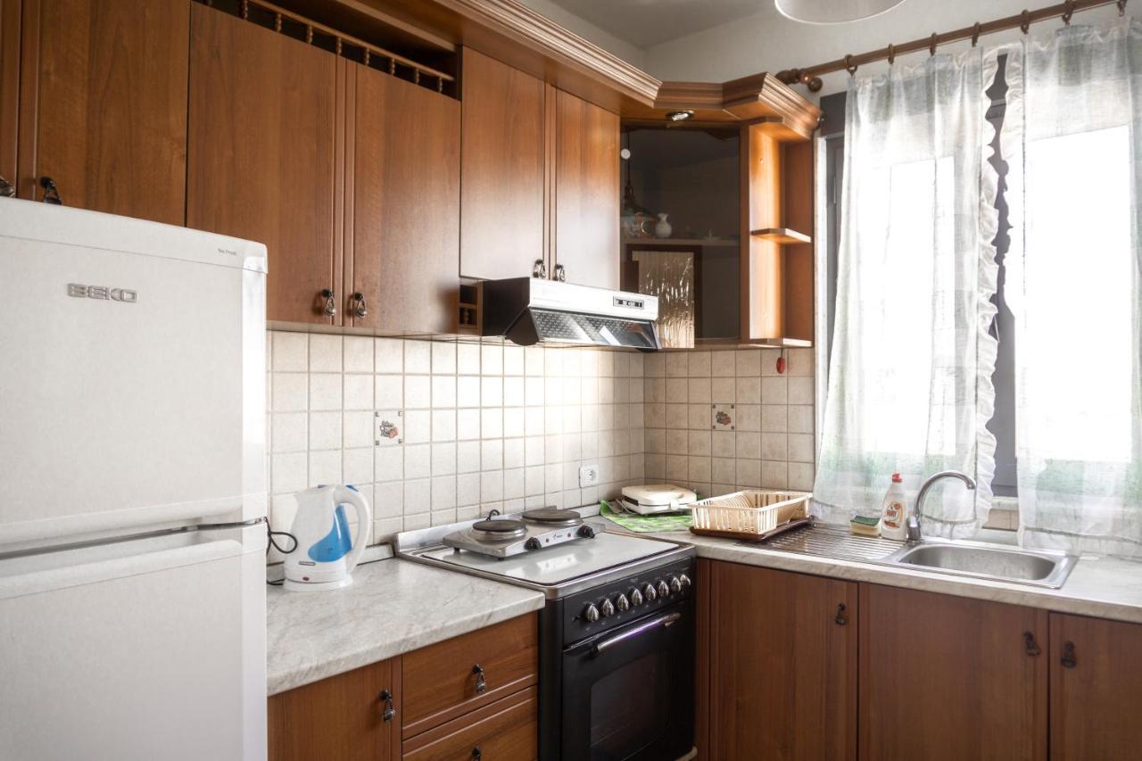 טיראנה City Center Two Private Bedrooms Near Scanderbeg Square On Shared Apartment מראה חיצוני תמונה